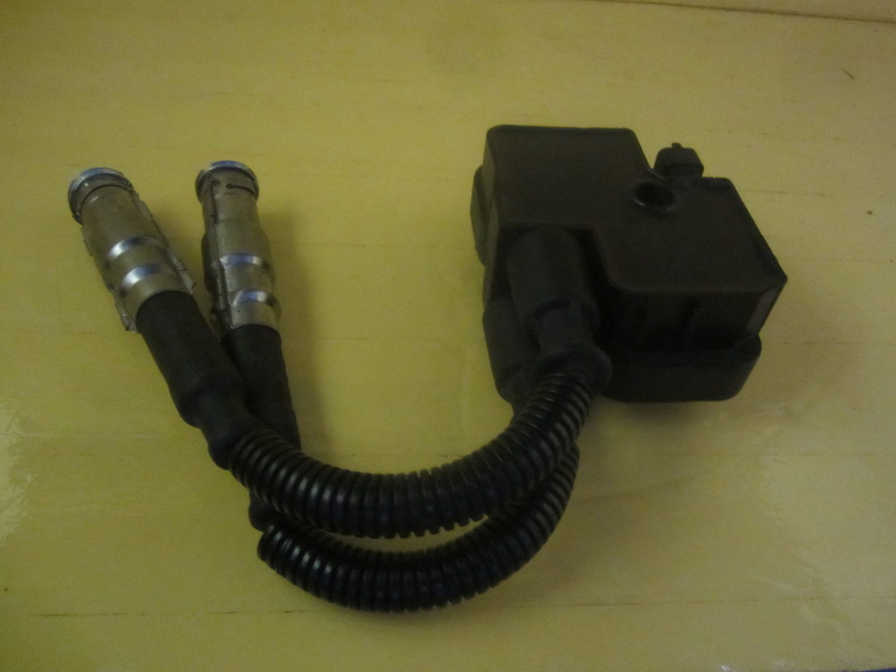 Mercedes Benz MERCEDES IGNITION COIL SPARK PLUG W209 W210 W220 W211